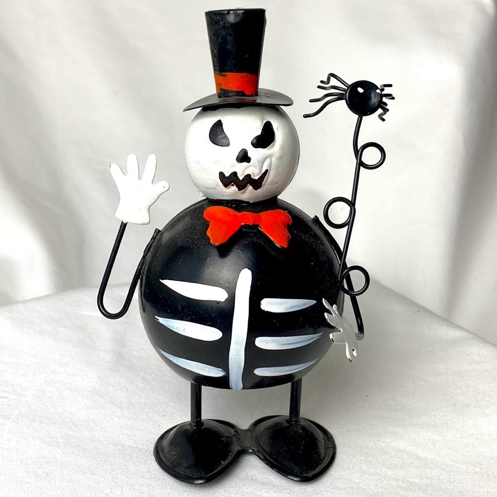 Metal ball bobble jack-o’-lantern ghost skeleton spring Halloween decoration